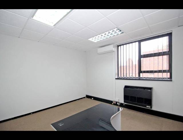 476M² BUILDING TO LET IN SUNNYSIDE